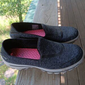 Skechers Women's Size 8 Shoes black Sneakers